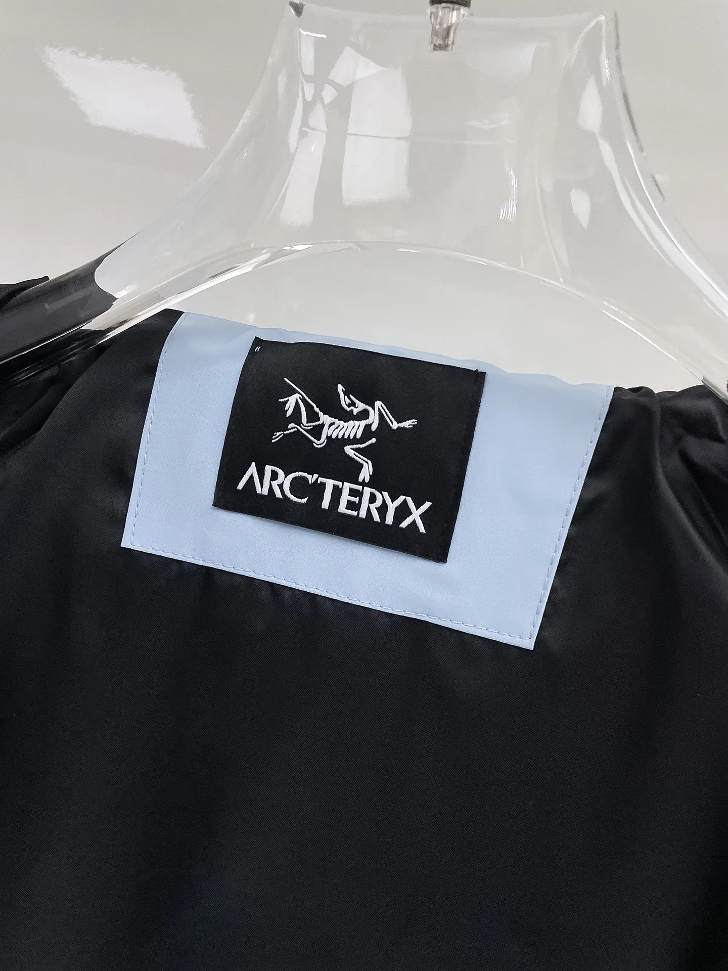 Same Style， ， 2026 New Arrival ， Original Premium Breathable ， ， ， Quality。 ， Sizes：M～3XL，